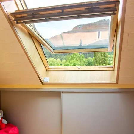 Vakantiehuis La Maison Bleue 4/6 Personnes Saint-Étienne-du-Valdonnez