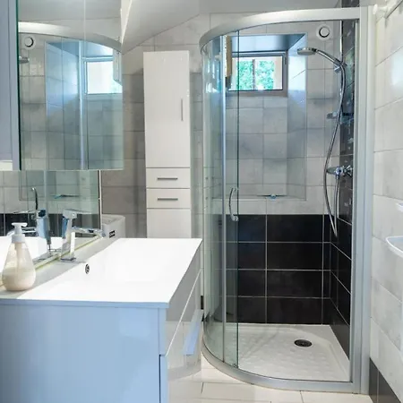 La Maison Bleue 4/6 Personnes Saint-Étienne-du-Valdonnez