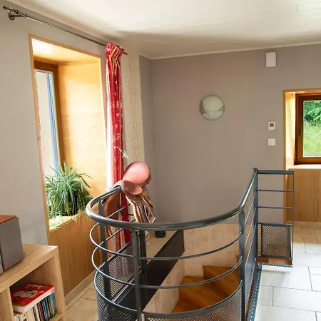 La Maison Bleue 4/6 Personnes * Saint-Étienne-du-Valdonnez