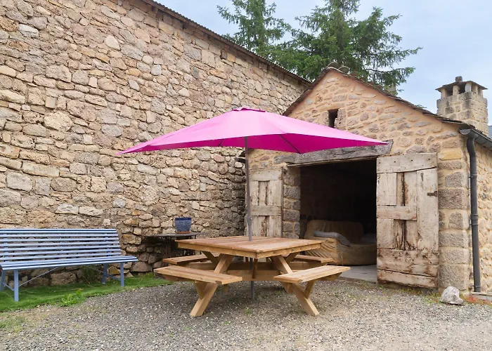 La Maison Bleue 4/6 Personnes Дом отдыха *